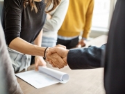 https://www.lemediasocial-emploi.fr/media/cache/articles_thumbnail/uploads/images/articles-small/63bc3b0cec4d0_GettyImages-973715182 - Copie.jpg